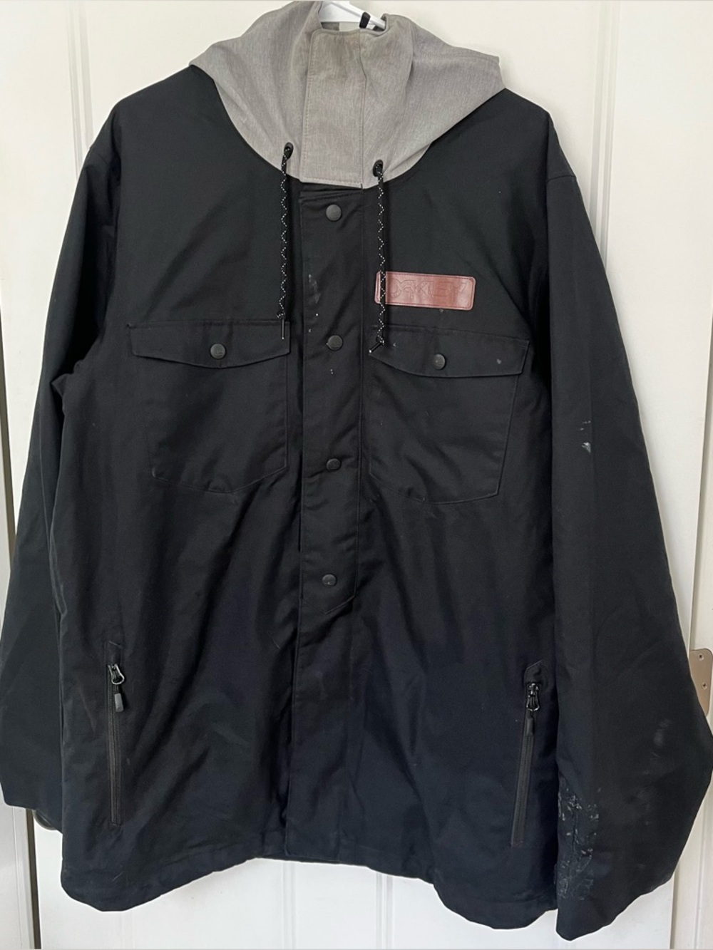 Oakley Men's Black Hooded Snowboard Jacket